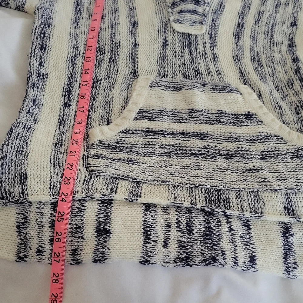 Hem & Thread Navy and Cream Hooded Sweater - Picture 7 of 7